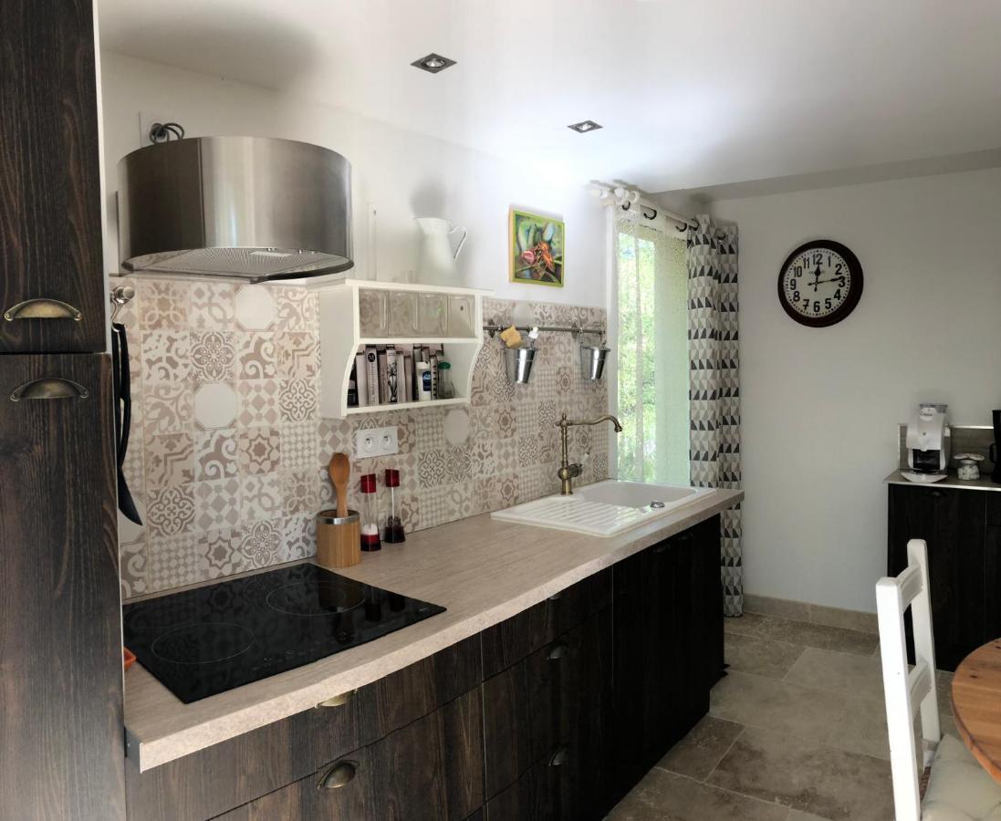 Ferienwohnung L'Etang Des Cigales Uchaux Exterior foto